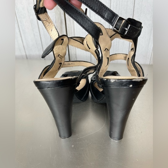 Calvin Klein Black Strappy Heels Leather Open Toe Size 9 - Picture 3 of 7